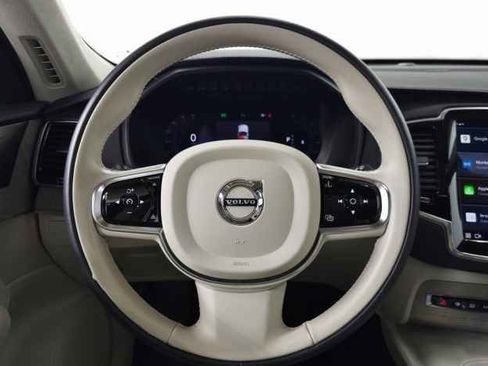 Certified 2024 Volvo XC90 B6 Ultimate w/ Lounge Package image 22