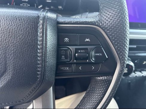 Certified 2024 Toyota Tacoma TRD Off-Road w/ TRD Off Road Premium Package AWD/4WD image 17