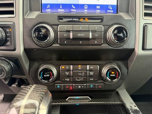Used 2019 Ford F150 Raptor w/ Equipment Group 802A Luxury AWD/4WD image 22