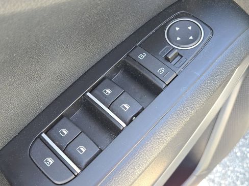 Certified 2020 Kia Soul S image 17