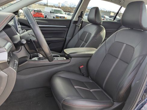 Used 2023 Nissan Altima 2.5 SR image 27