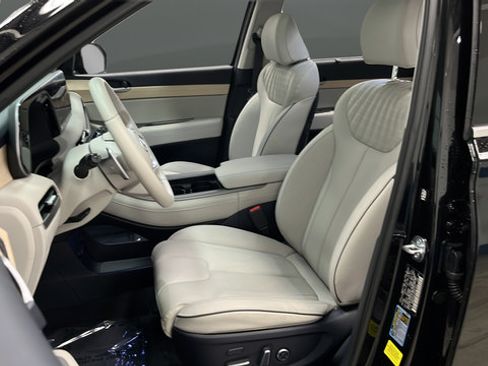 Used 2025 Hyundai Palisade Limited AWD/4WD image 9