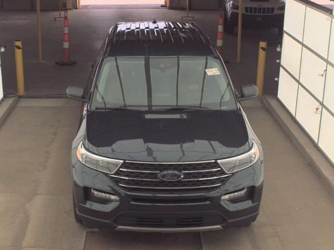 Used 2024 Ford Explorer XLT w/ Equipment Group 202A AWD/4WD image 3