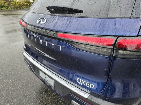 Certified 2022 INFINITI QX60 Luxe w/ Vision Package image 12
