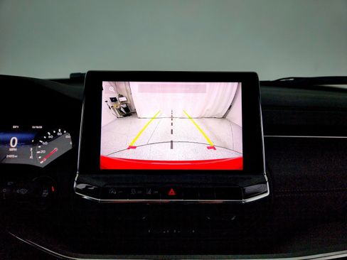 Used 2022 Jeep Compass Limited image 12