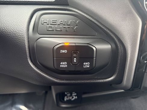 Used 2025 RAM 2500 Big Horn AWD/4WD image 22