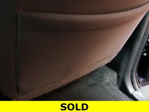 Certified 2022 Nissan Frontier SV AWD/4WD image 35