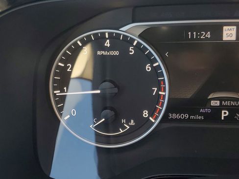 Used 2023 Nissan Pathfinder SL image 16