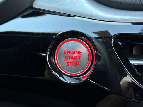 Used 2025 Acura MDX SH-AWD w/ Technology Package image 23