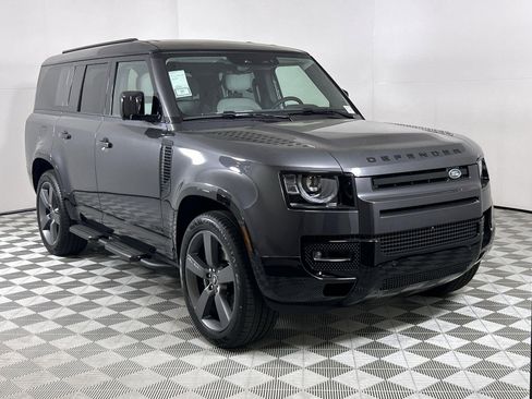 New 2025 Land Rover Defender 130 V8 image 7