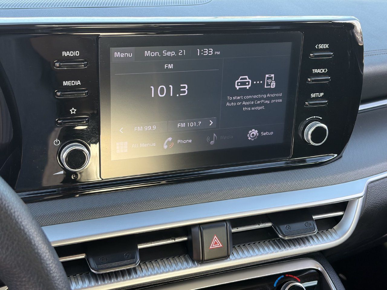 Used 2023 Kia K5 LXS FWD image 24