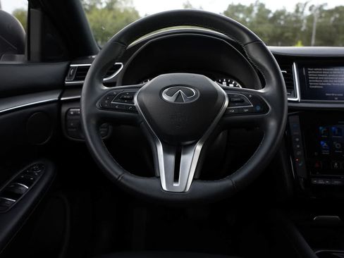 Certified 2023 INFINITI QX55 Luxe w/ Cargo Package AWD/4WD image 9