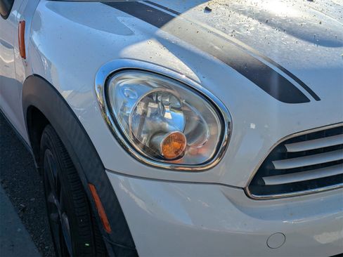 Used 2012 MINI Cooper Countryman image 4