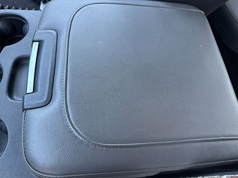 Used 2017 RAM 1500 Express image 26