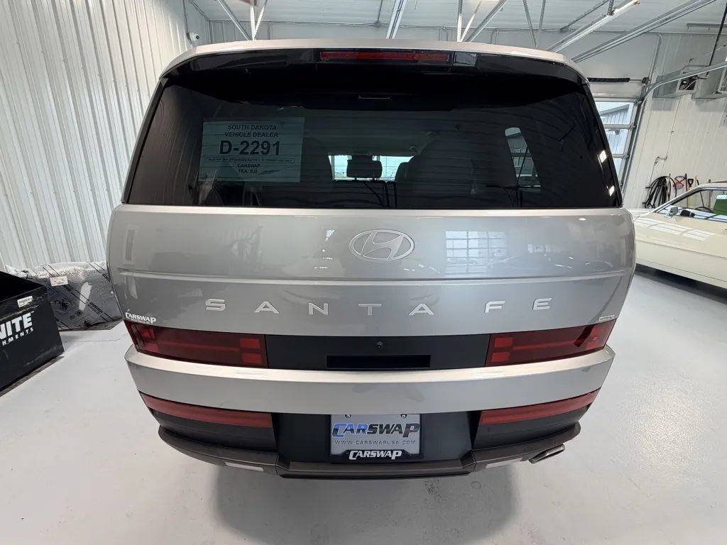 Used 2026 Hyundai Santa Fe SEL AWD/4WD image 4