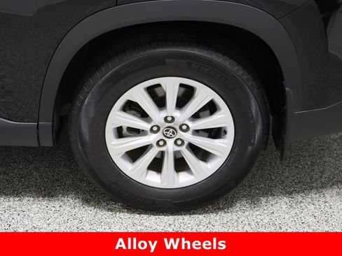 Used 2024 Toyota Grand Highlander XLE image 10