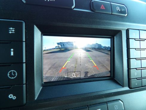 Used 2018 Ford F150 XLT image 21