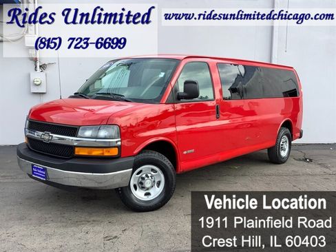 Used 2006 Chevrolet Express 3500 Extended Passenger w/ LT Preferred Equipment Group RWD image 2