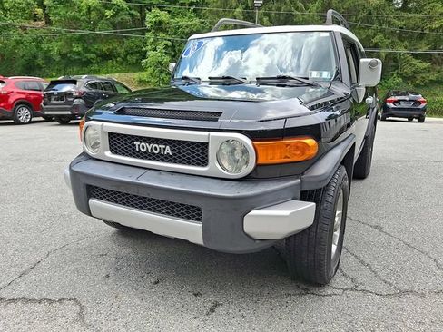 Used 2013 Toyota FJ Cruiser 4WD w/ Upgrade Pkg image 5
