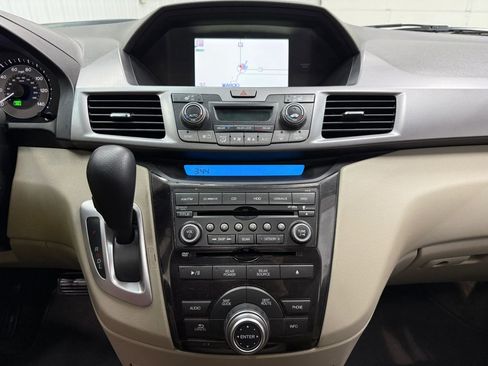 Used 2013 Honda Odyssey Touring image 23