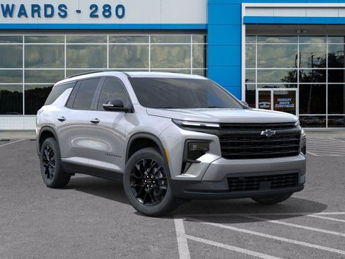 New 2026 Chevrolet Traverse LT w/ Midnight/Sport Edition image 7