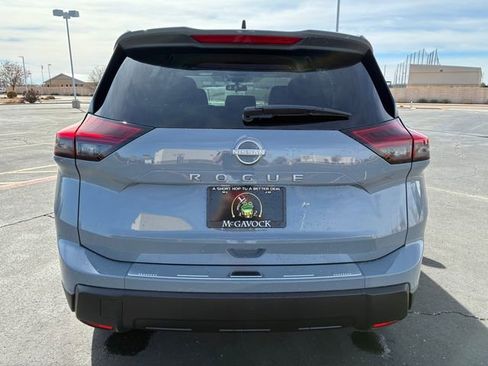 New 2026 Nissan Rogue SV FWD image 5