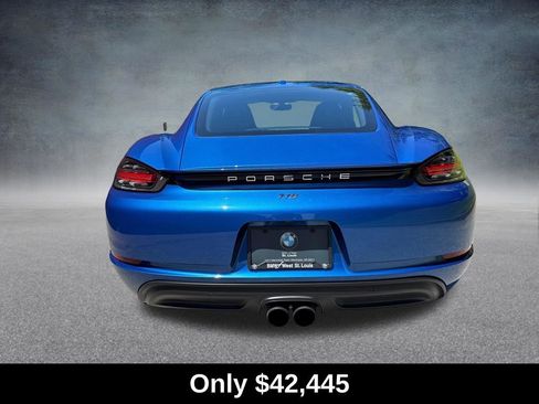 Used 2017 Porsche 718 Cayman RWD image 4