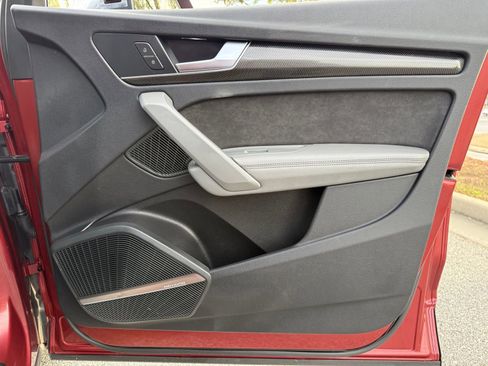 Used 2018 Audi SQ5 Prestige w/ Prestige Package image 44