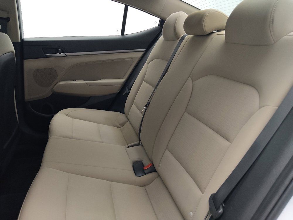 Used 2018 Hyundai Elantra SEL FWD image 18