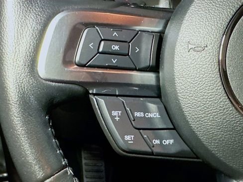 Used 2016 Ford Mustang Coupe RWD image 34