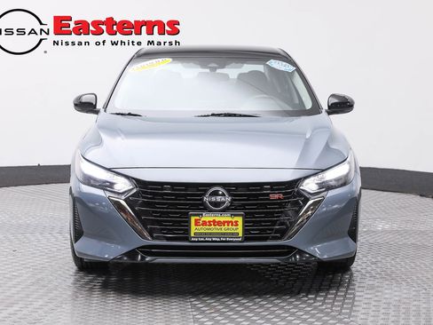 Used 2024 Nissan Sentra SR FWD image 2
