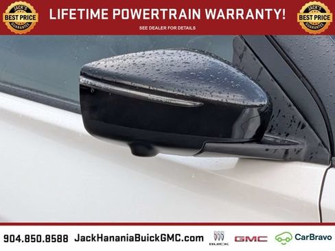 Used 2020 Nissan Kicks SR w/ SR Premium Package FWD image 10