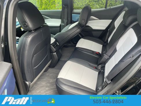 Used 2024 Chevrolet Equinox EV LT FWD image 40