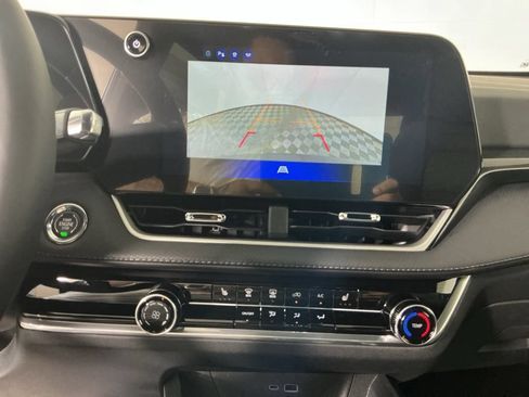 New 2027 Chevrolet Equinox LT AWD/4WD image 15
