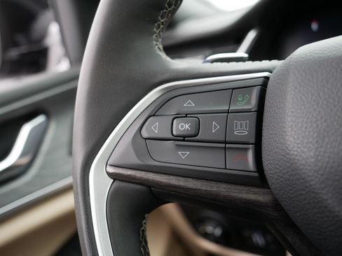 Certified 2024 Jeep Grand Cherokee L Limited w/ Luxury Tech Group II image 28