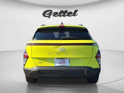 Used 2024 Hyundai Kona SEL FWD image 6