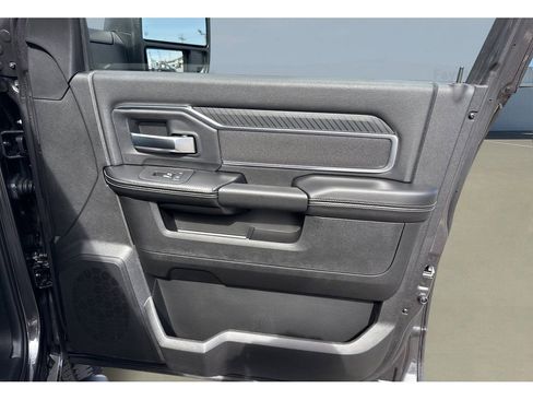New 2026 RAM 2500 Big Horn AWD/4WD image 27