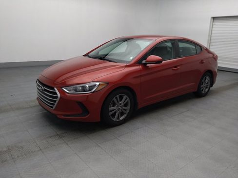 Used 2018 Hyundai Elantra SEL FWD image 2