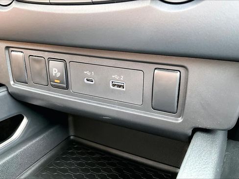 New 2026 Nissan Frontier SV RWD image 18