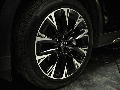 Used 2024 MAZDA CX-90 Plug-In Hybrid w/ Premium Plus AWD/4WD image 3