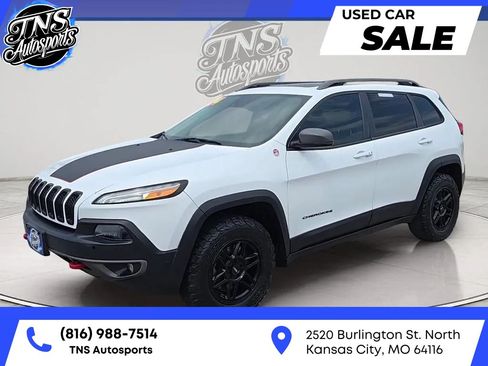 Used 2014 Jeep Cherokee Trailhawk w/ Technology Group AWD/4WD image 1
