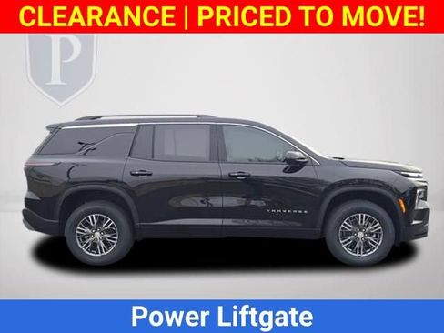 New 2026 Chevrolet Traverse LT w/ Driver Confidence Package FWD image 4
