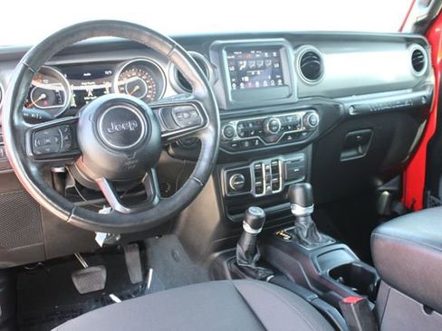 Used 2022 Jeep Wrangler Unlimited Sport AWD/4WD image 13