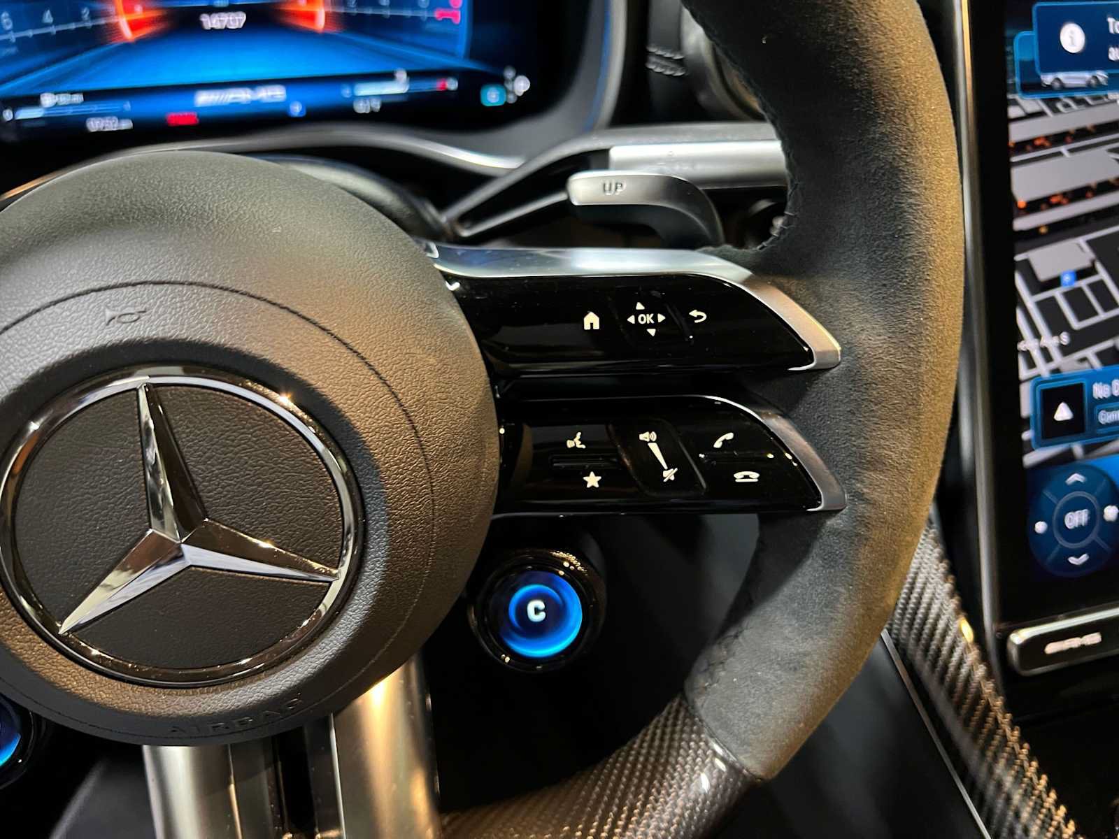 Used 2024 Mercedes-Benz AMG GT 63 image 28