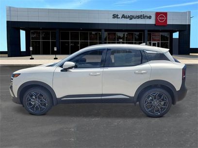 New 2025 Nissan Kicks SR