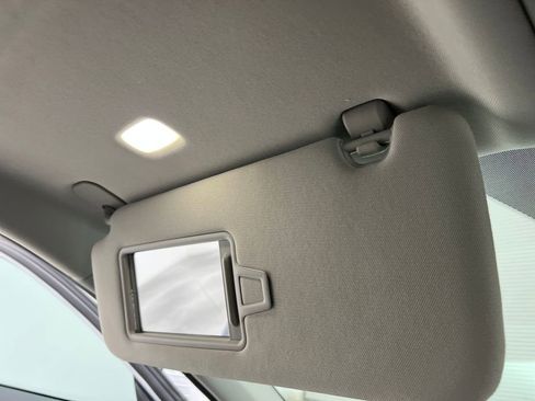 Used 2025 Kia Telluride S image 73