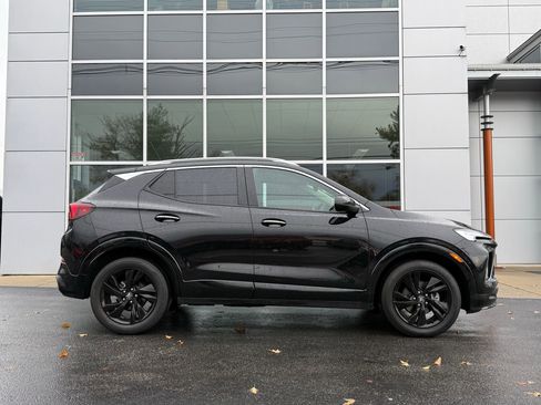 Used 2024 Buick Encore GX Sport Touring image 5
