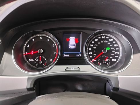 Used 2021 Volkswagen Atlas SE FWD image 46