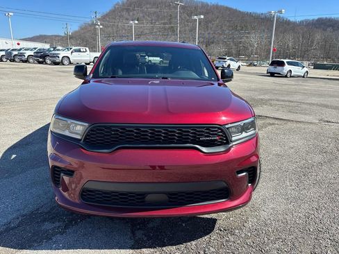 Used 2024 Dodge Durango GT image 9