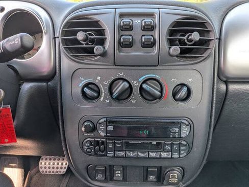 Used 2005 Chrysler PT Cruiser GT FWD image 19